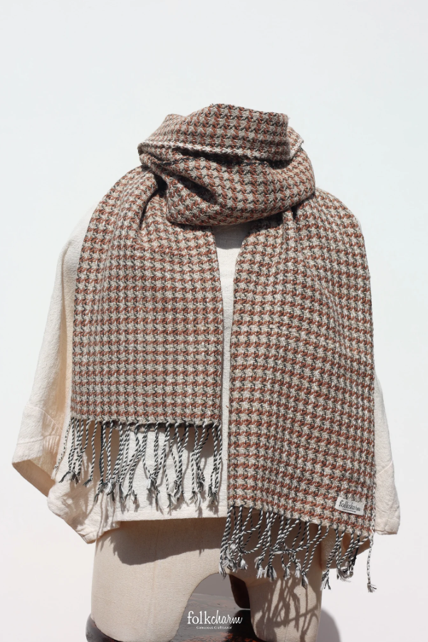 ผ้าคลุมไหล่ทอลายสี่ตะกอยายเจ