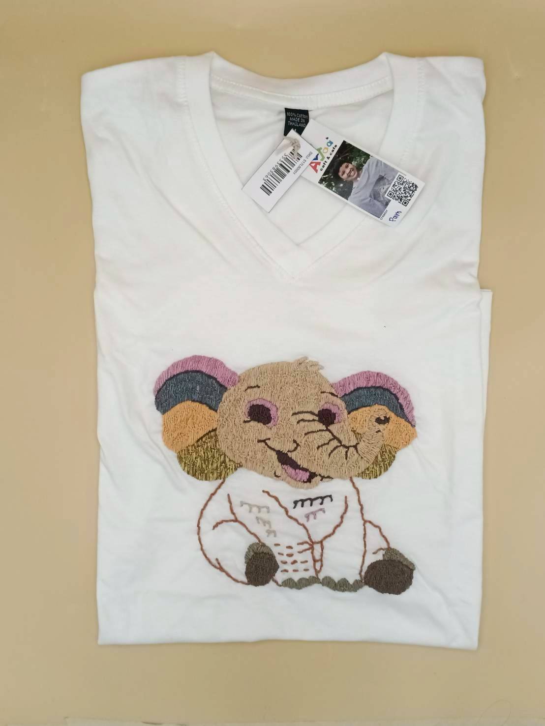 เสื้อปักลายแฮนด์เมด