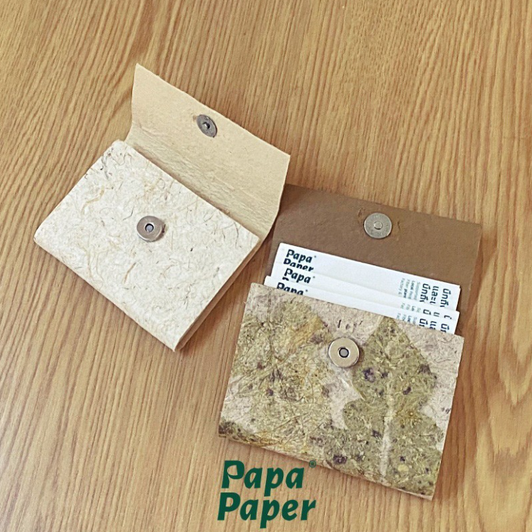 Corn card holder ที่ใส่นามบัตรกระดาษเยื่อข้าวโพด