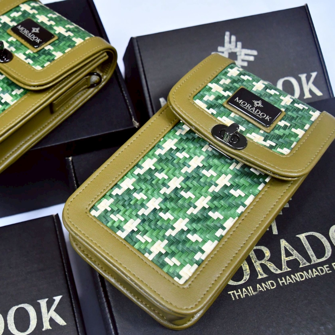 กระเป๋าสานร่วมสมัย รุ่น Trendy Soldier (Trendy Soldier Bag)