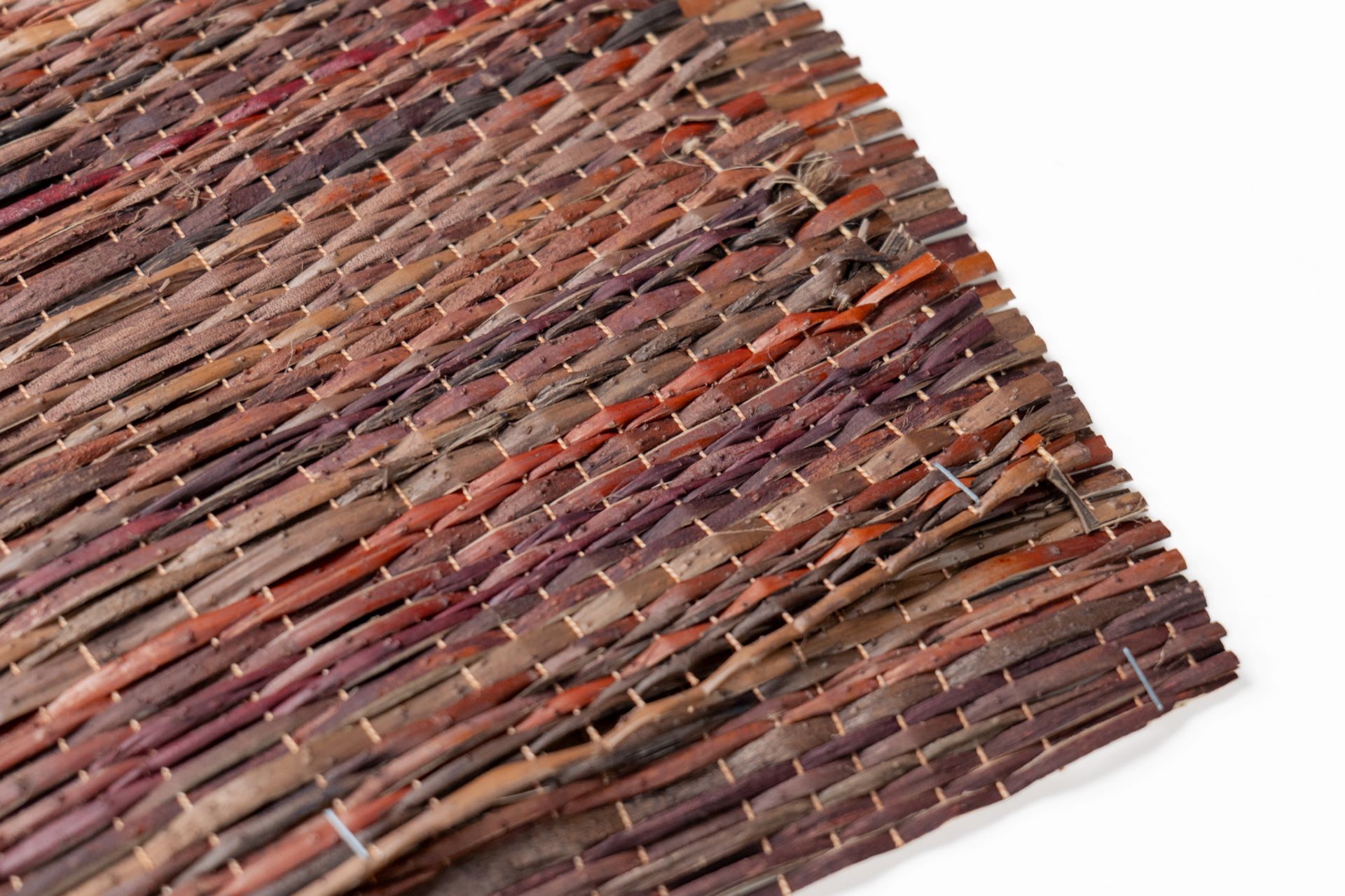 แผ่นสานนวัตกรรมจากก้านบัวหลวง (Upcycled Lotus Stalk Textile)