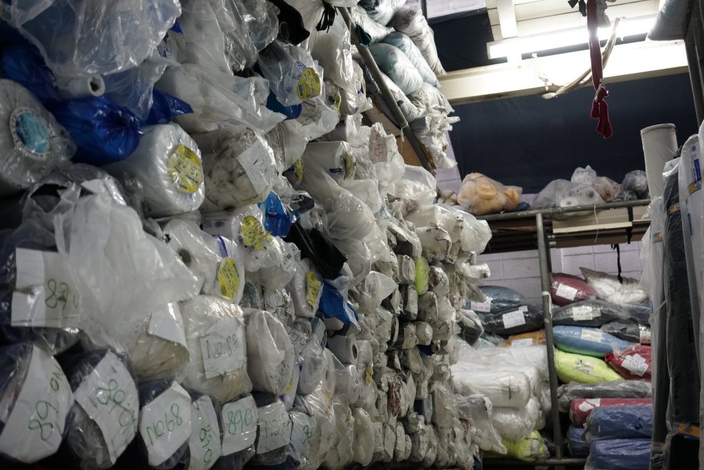 บริการผลิตสินค้าอัปไซเคิล (Moreloop Upcycle Service)